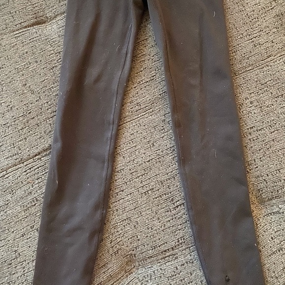 Ivivva by Lululemon reversible black leggings - Picture 2 of 3